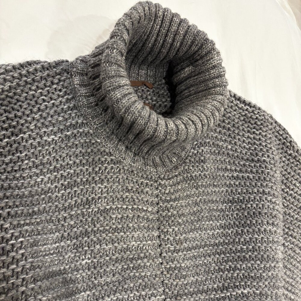 UGG Sweaters I  Ugg Chunky Knit Grey Turtleneck Poncho Sweater (One Size) - Picture 8 of 8